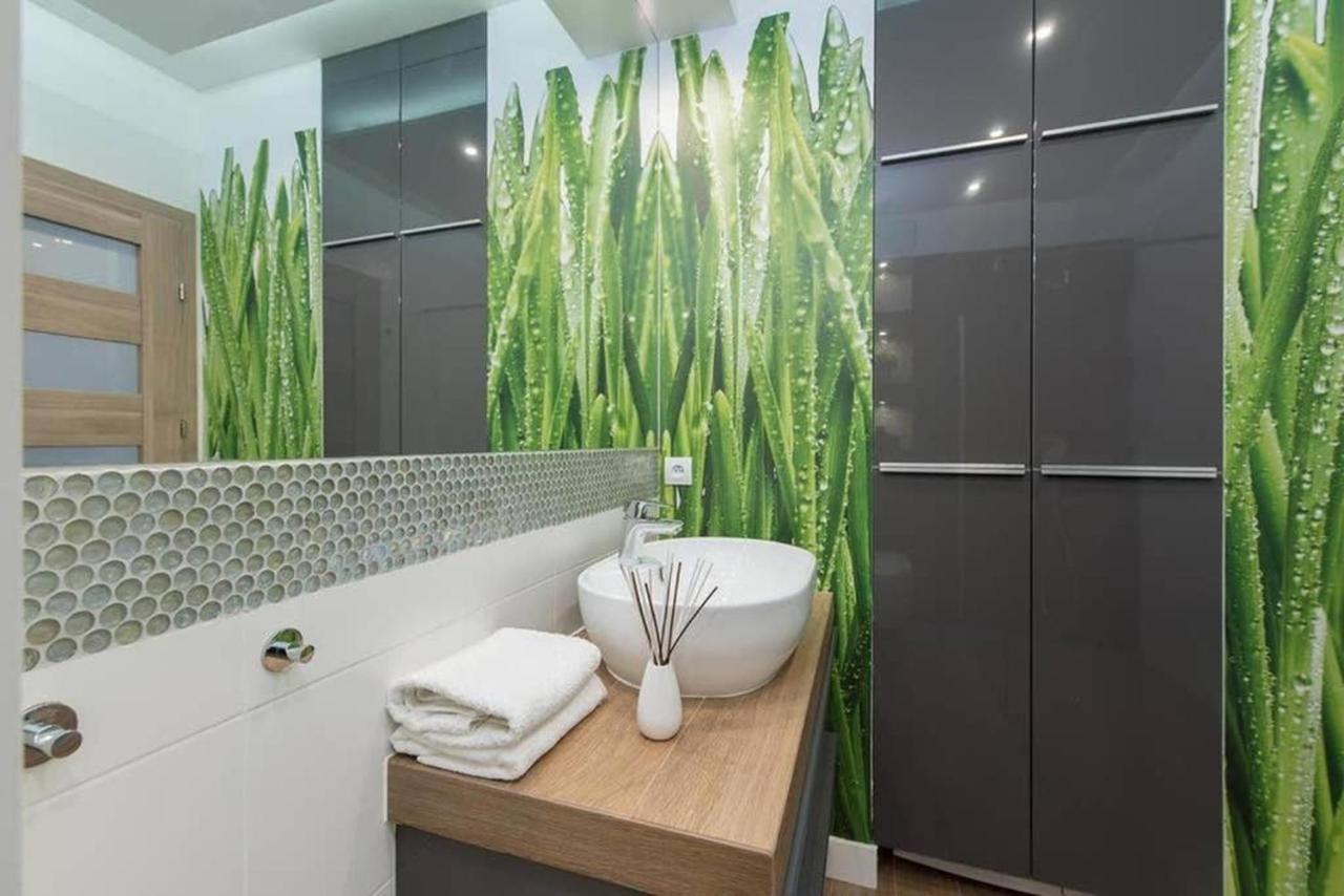 Modern And Cozy- Golden Apartments- Central Location Warsaw Luaran gambar